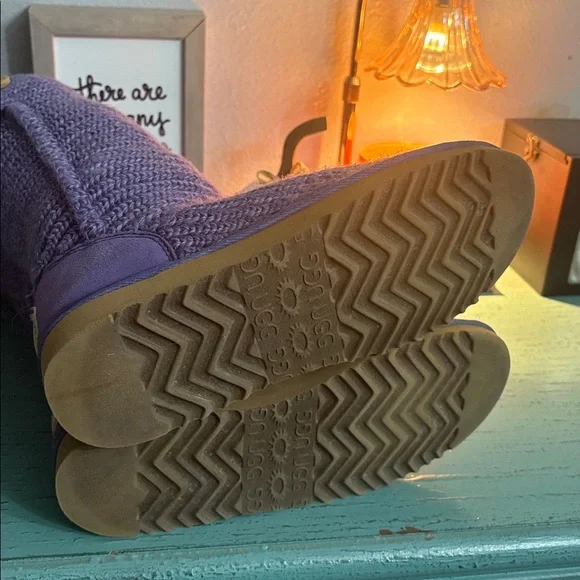 UGG Purple Knit Boots SZ 8 box 141 - Picture 3 of 4